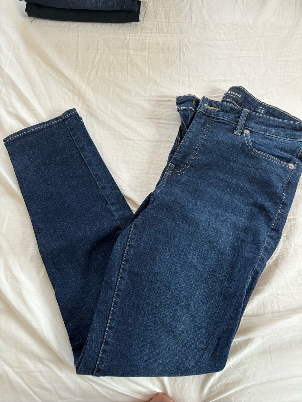 Lucky Brand Women's Dark Indigo Skinny Jeans